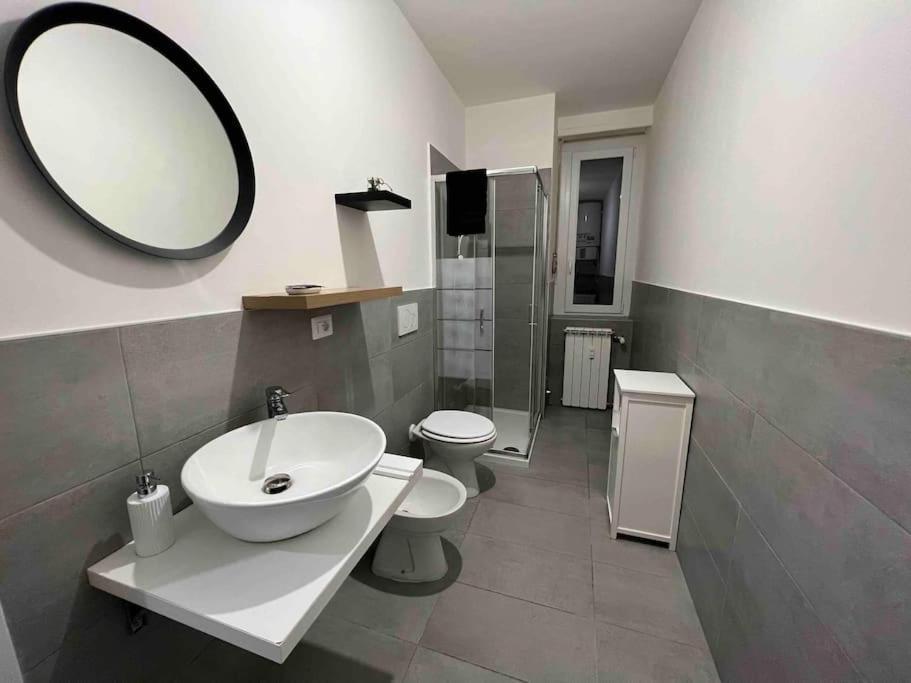 Appartamento Comodo 10 Min Da Centro Turin Bagian luar foto