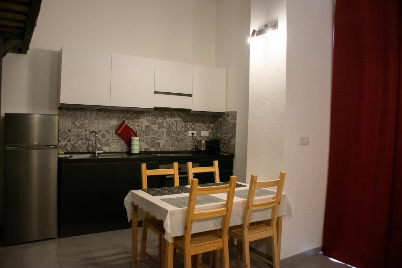 Appartamento Comodo 10 Min Da Centro Turin Bagian luar foto