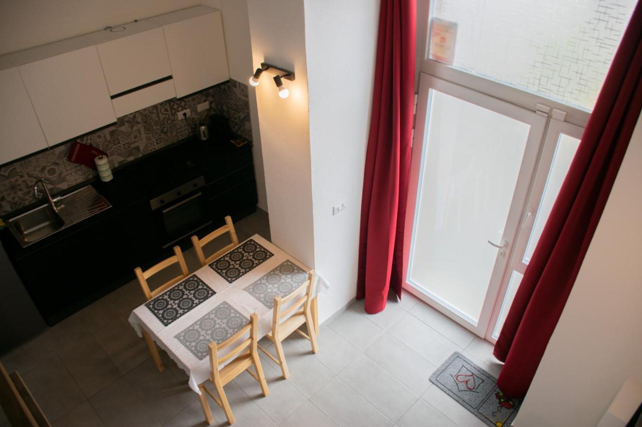 Appartamento Comodo 10 Min Da Centro Turin Bagian luar foto
